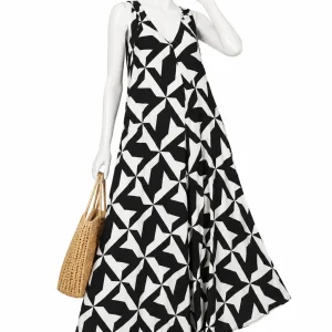DressMagiopano-BlackWhite-FrontView